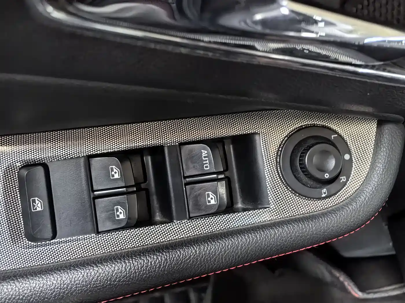 Baojun 560 2015 2015 1.8L Manual Luxury