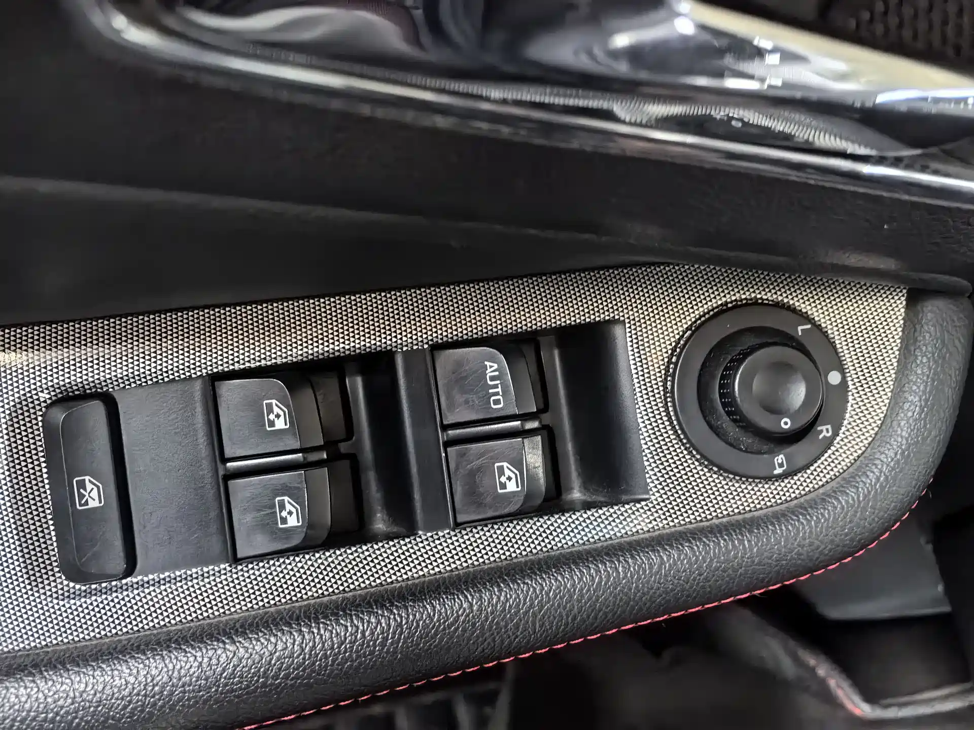 Фото 21 - Baojun 560