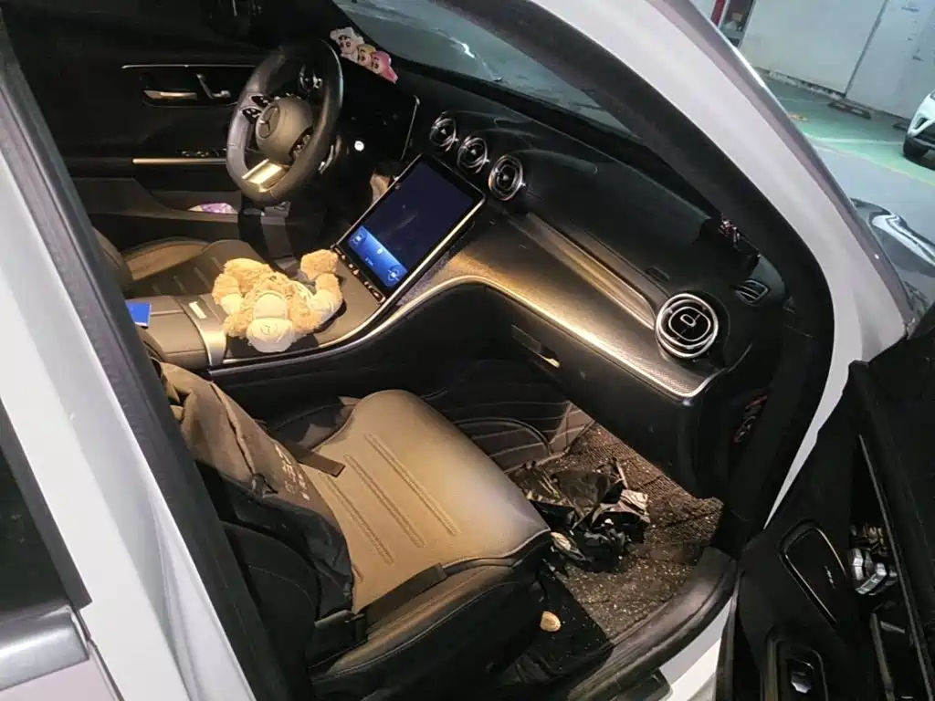 Фото 10 - Mercedes-Benz C-Class