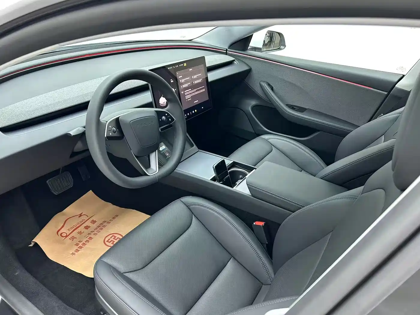 Tesla Model 3 2025 Model Rear-Wheel Drive Edition фото 7