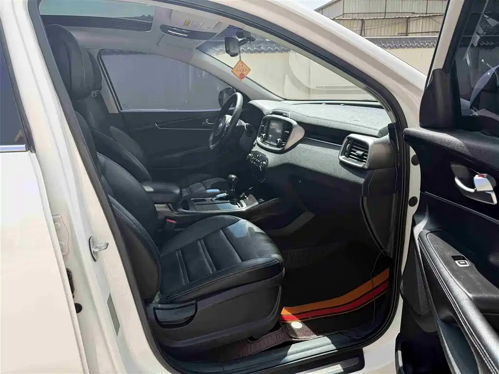 Kia Sorento 2015 Sorento L 2.4L Gasoline 4WD Elite 5-seater China IV фото 6