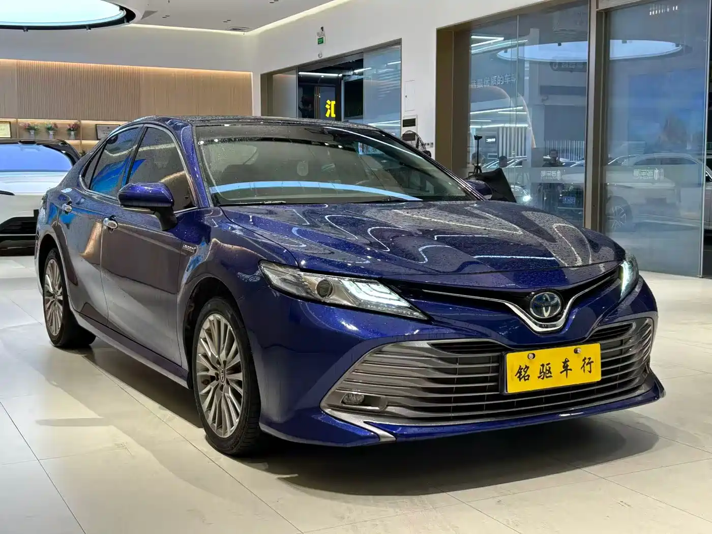Toyota Camry 2019 Hybrid 2.5HG Luxury Edition China V фото 6