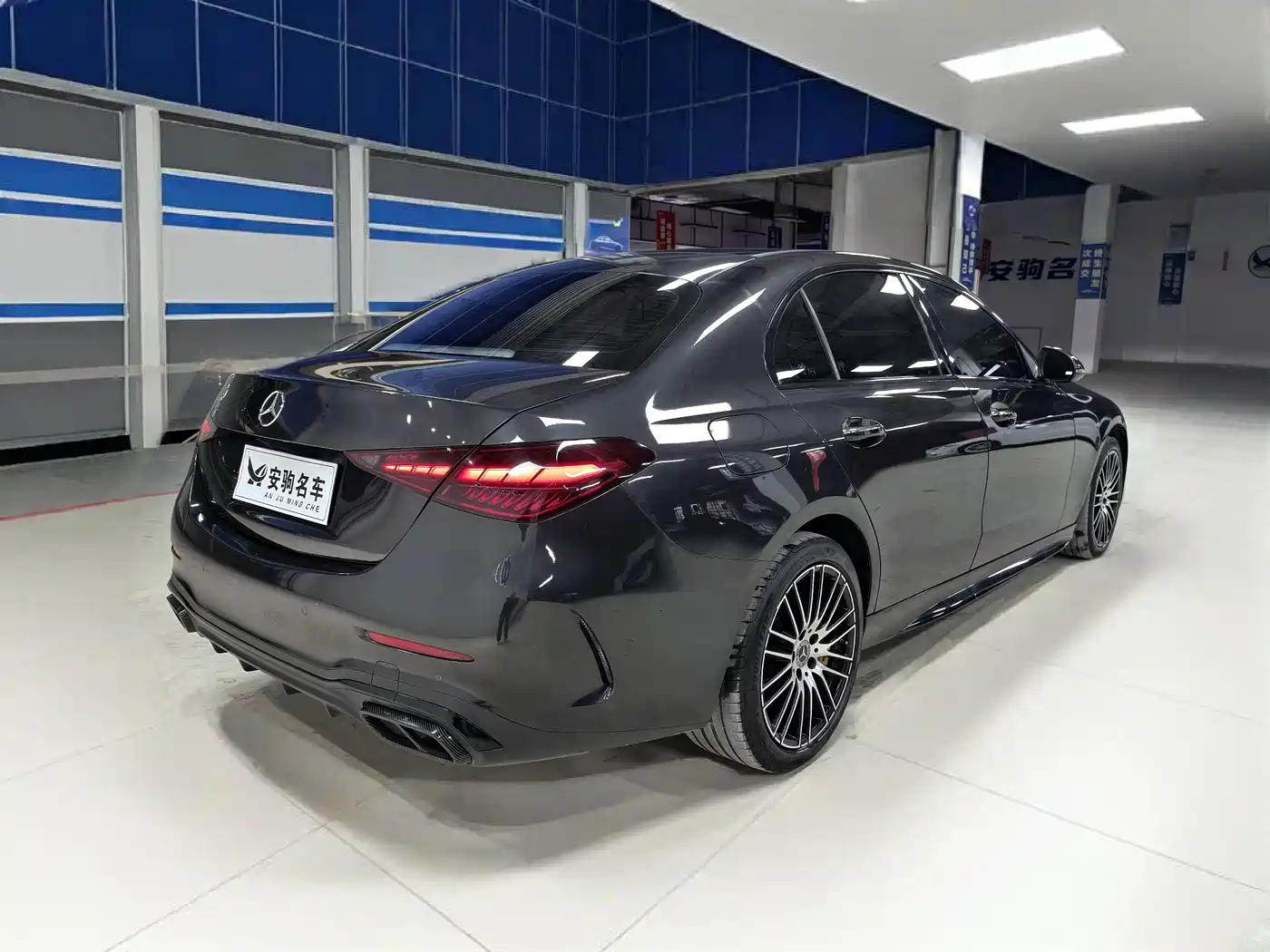 MERCEDES-BENZ C CLASS