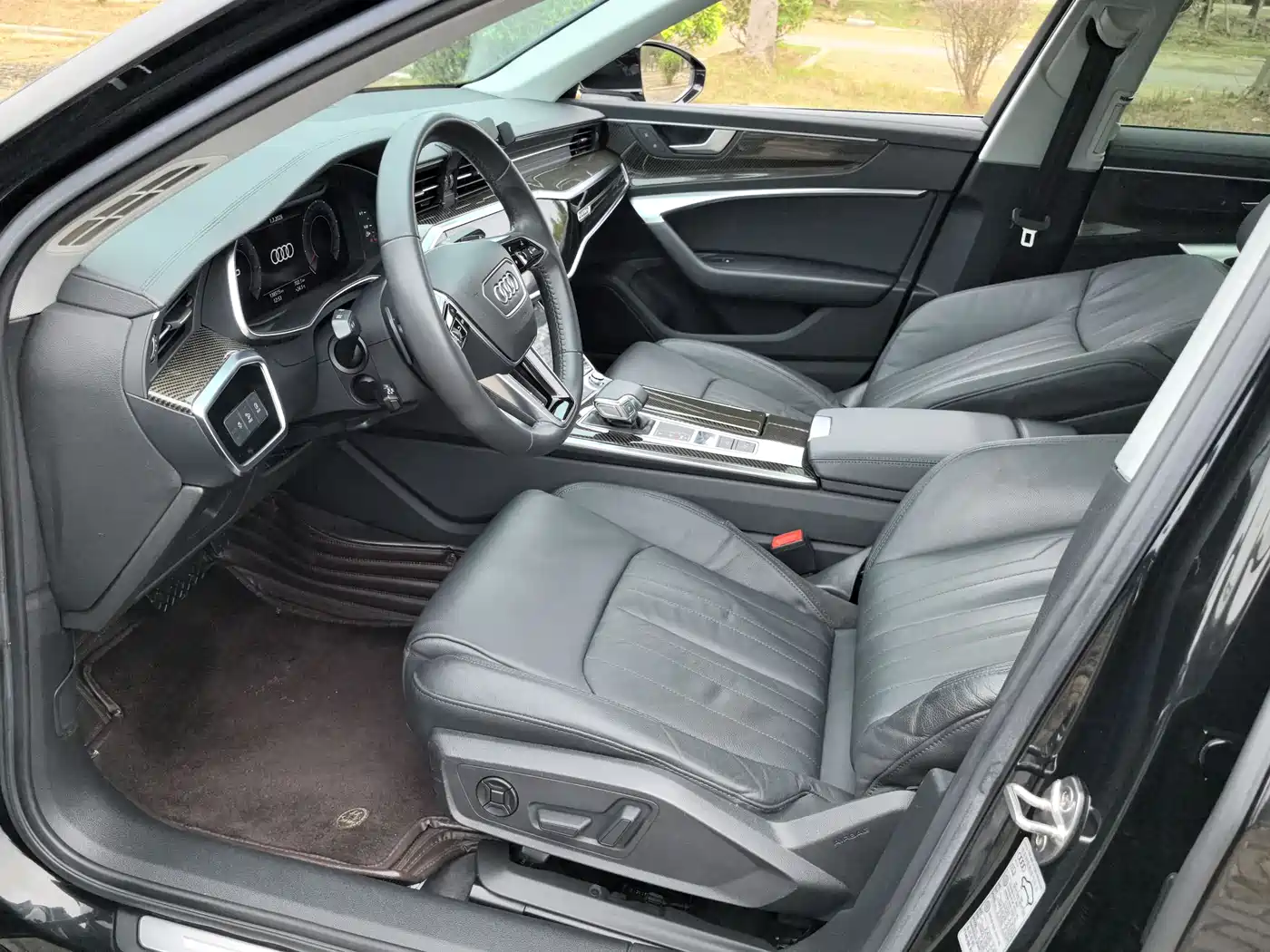 Audi A6L 2019 45 TFSI quattro Premium Elegance фото 11