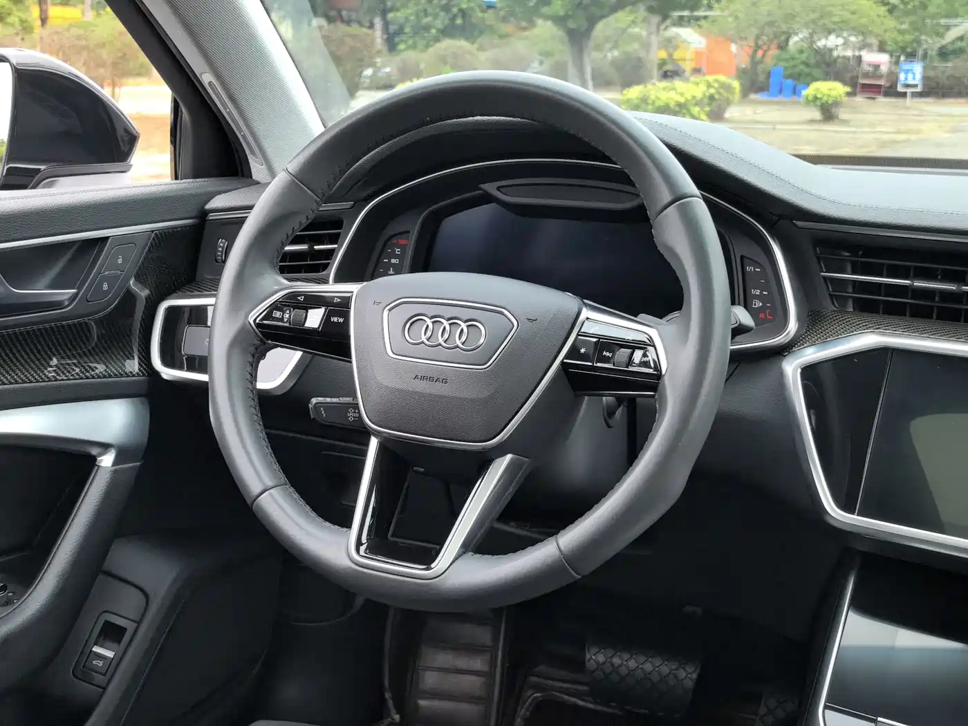 Audi A6L 2019 45 TFSI quattro Premium Elegance фото 16