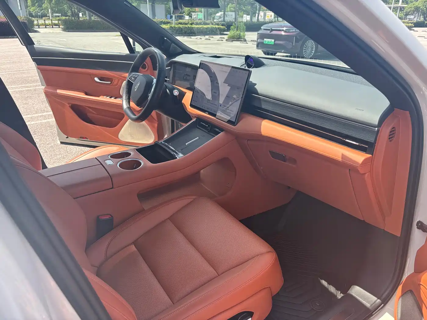 AITO Wenjie AITO M5 2025 Extended Range Ultra AWD фото 9