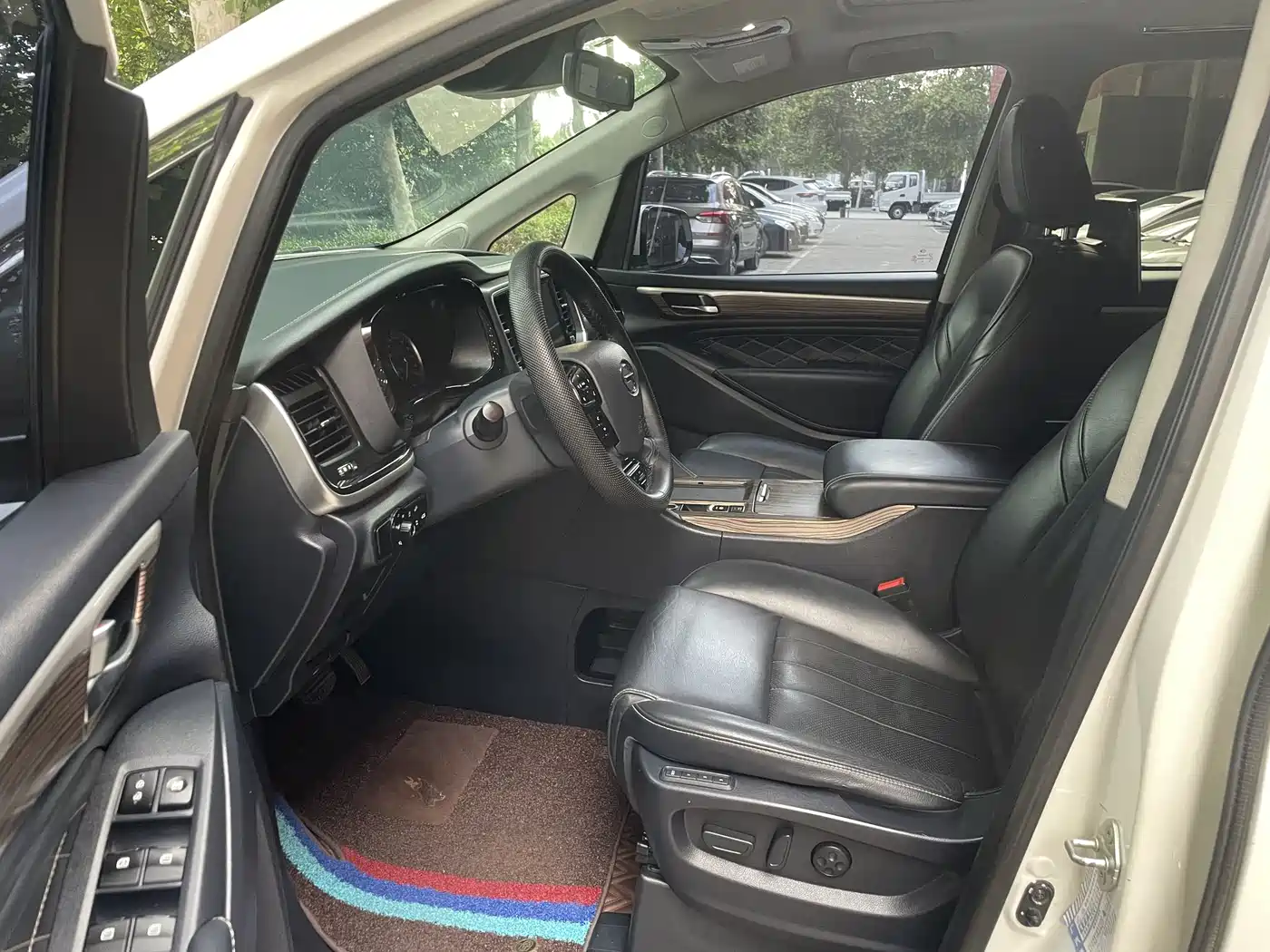 GAC Trumpchi Trumpchi M8 2020 Pilot 390T Flagship Edition фото 7