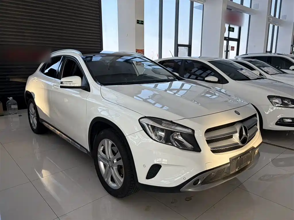 Mercedes-Benz GLA 2015 GLA 200 Dynamic фото 11