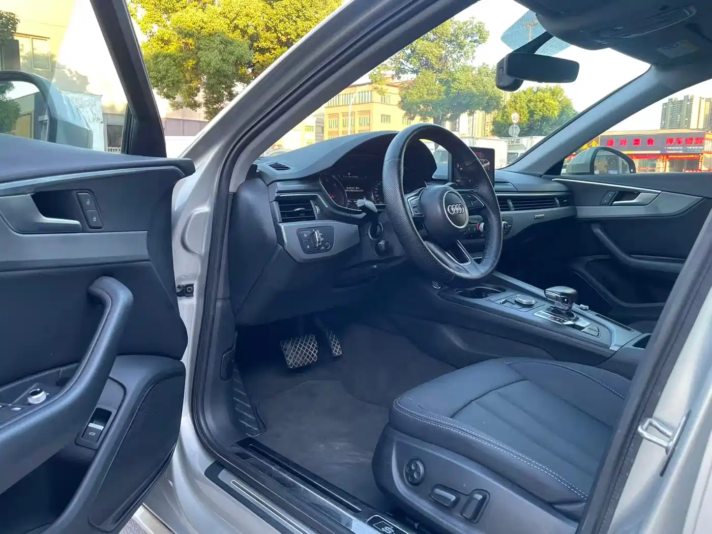 Audi A4L 2019 40 TFSI Progressive (China VI) фото 4
