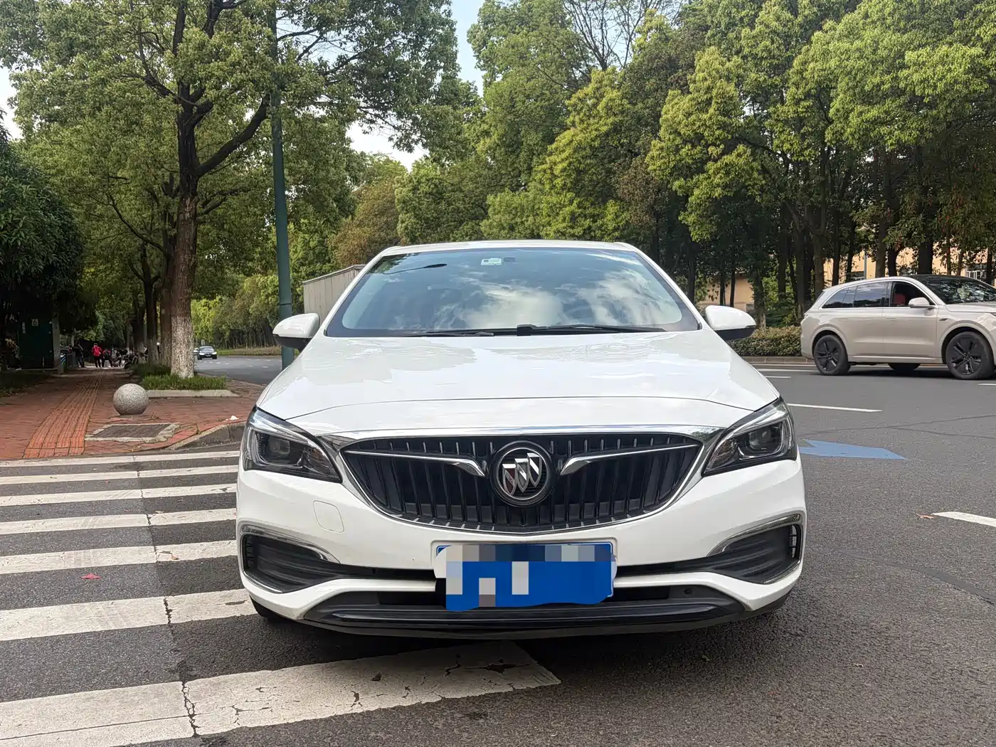 Buick Verano 2019 Sedan 15S Auto Leading фото 2