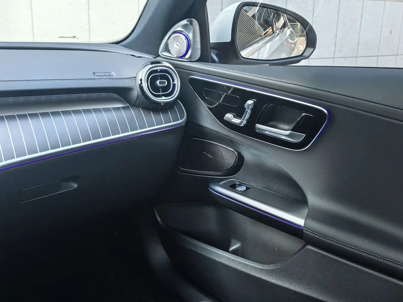 Mercedes-Benz C-Class 2024 Facelift C 260 L 4MATIC Sport фото 17