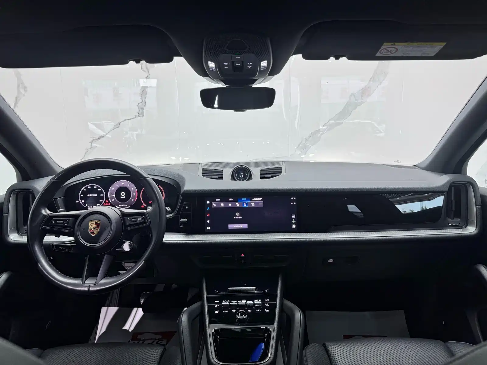 Photo 9 - Porsche Cayenne