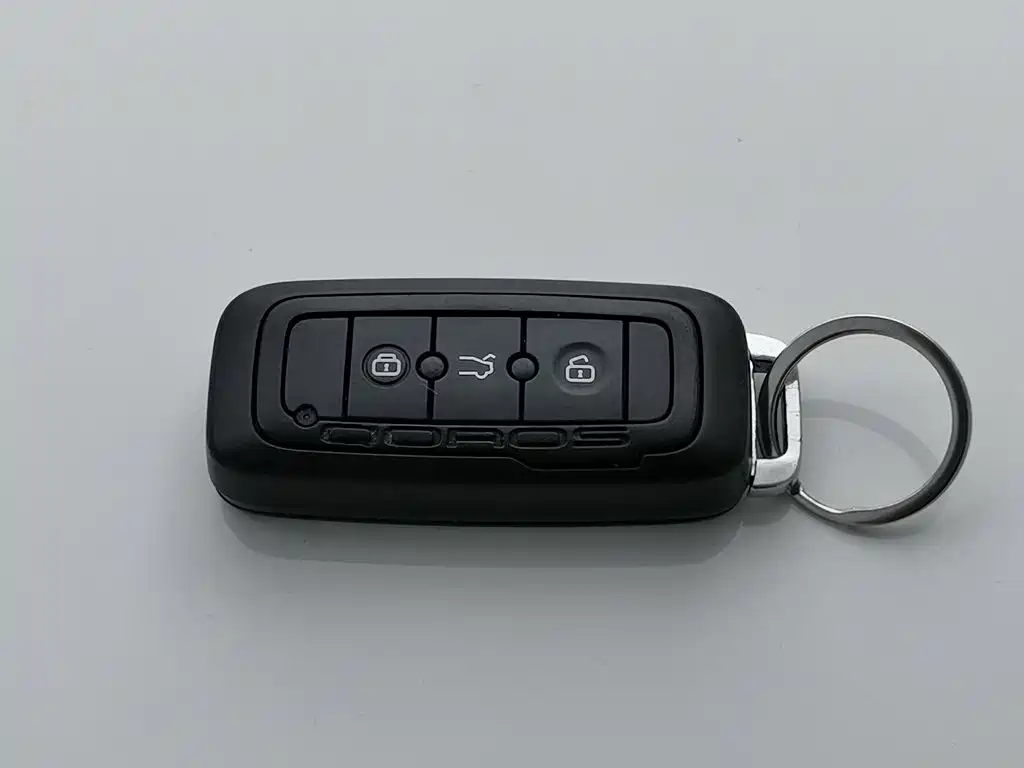 Qoros 3 2017 2016 Sedan 1.6T Automatic Zhizhen