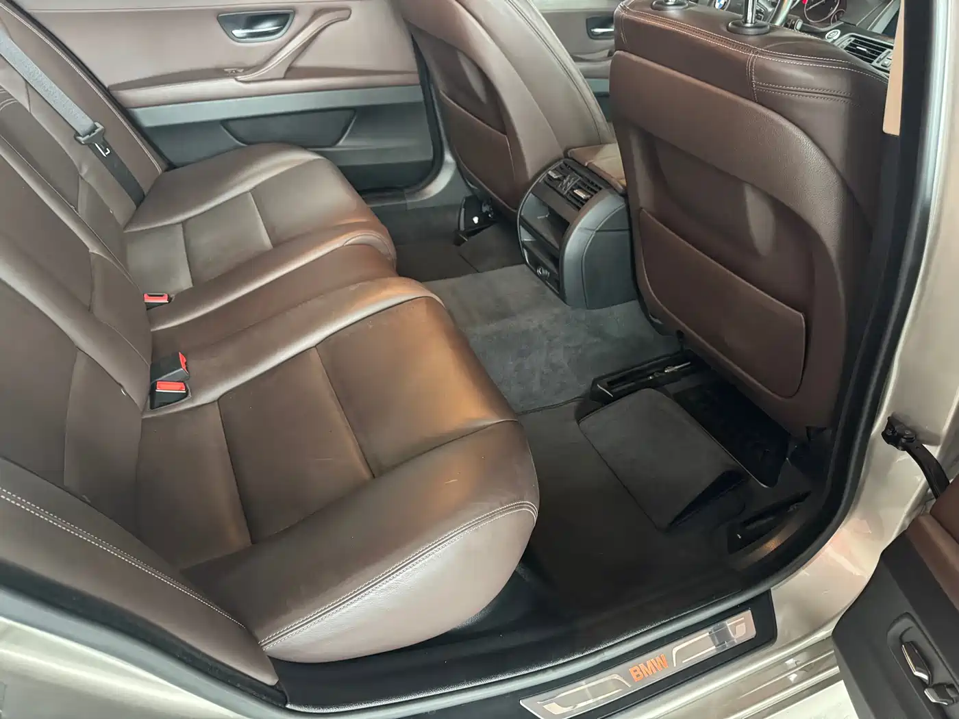 BMW 5 Series 2014 525Li Luxury Design Package фото 15