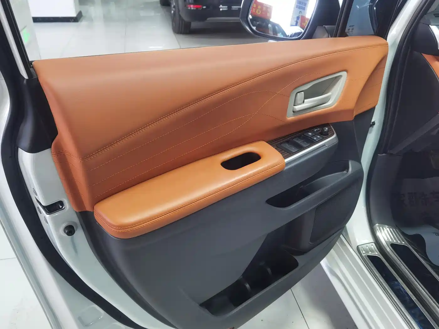 Toyota Sienna 2023 2.5L Hybrid Comfort Edition фото 14