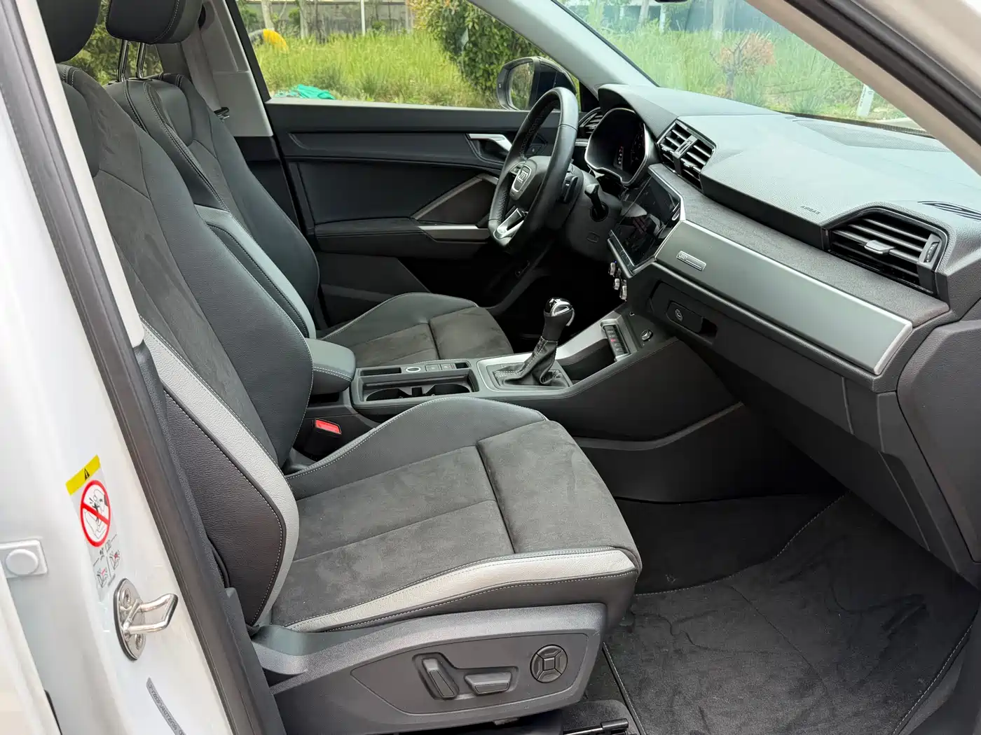 Audi Q3 2023 35 TFSI Fashion Dynamic (1.4T) фото 16