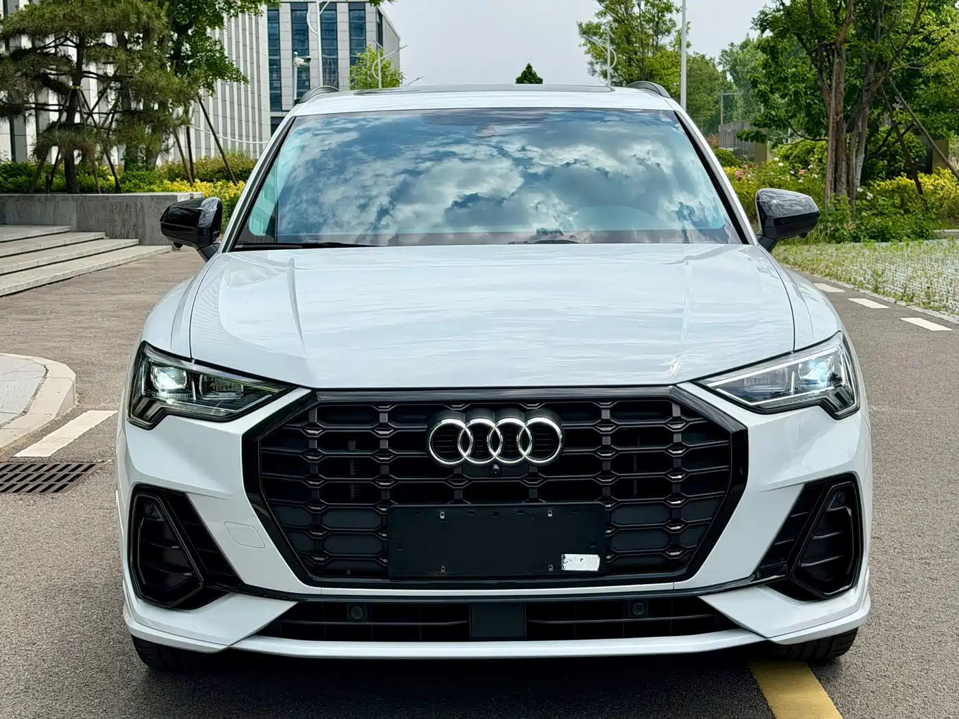 Audi Q3 2023 35 TFSI Fashion Dynamic (1.4T)