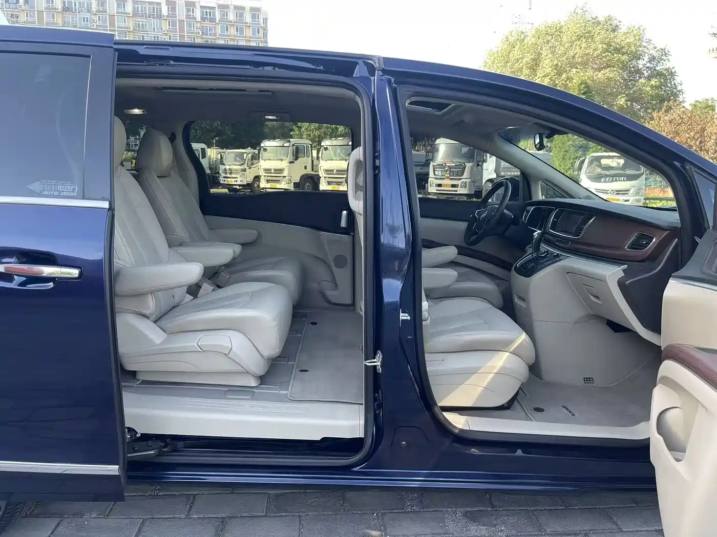 Buick GL8 2014 3.0L GT Luxury Business Elegance фото 15