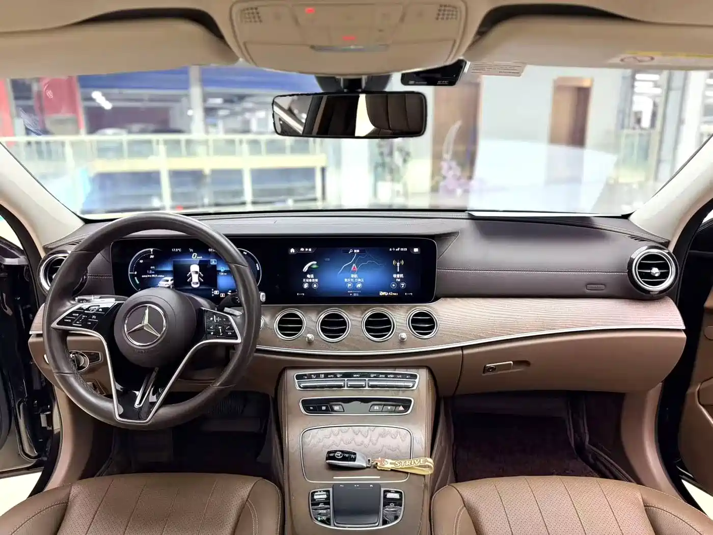 Mercedes-Benz E-Class 2021 E 300 L Fashion фото 6