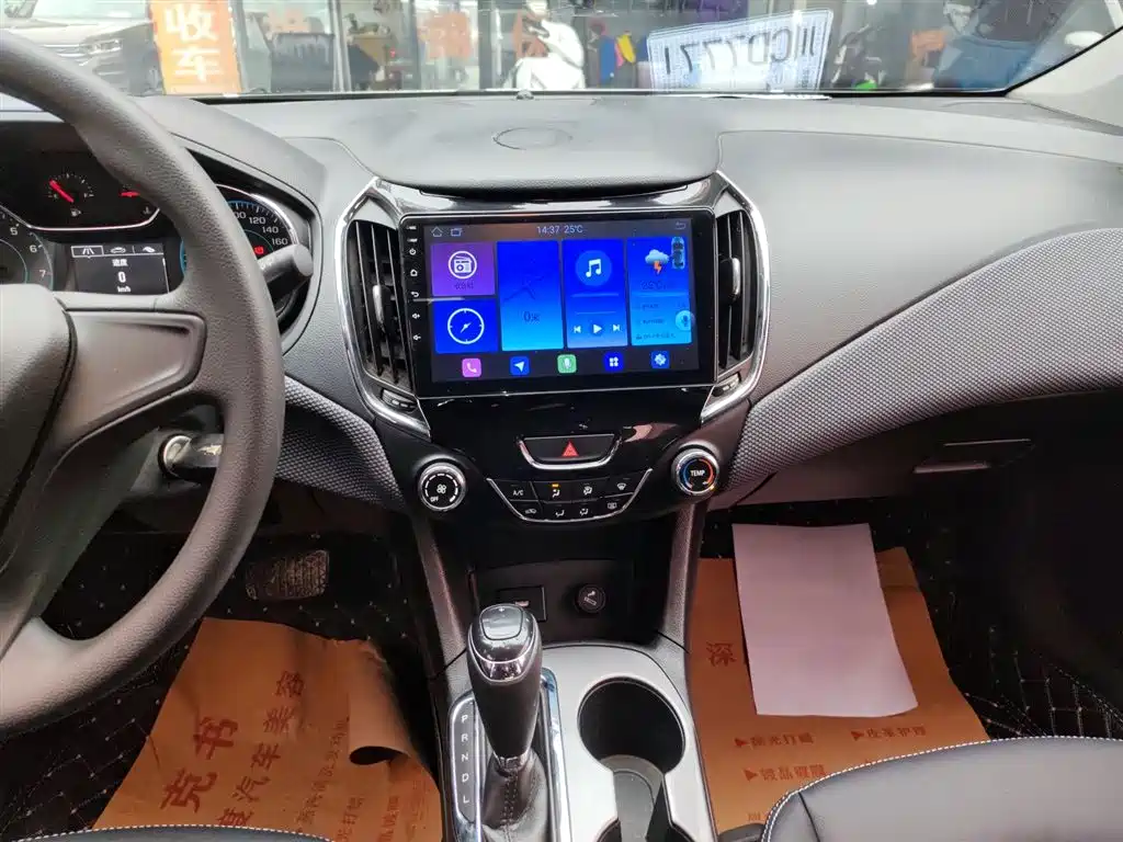 Chevrolet Cruze 2018 320 Automatic Pioneer Sunroof Edition фото 13