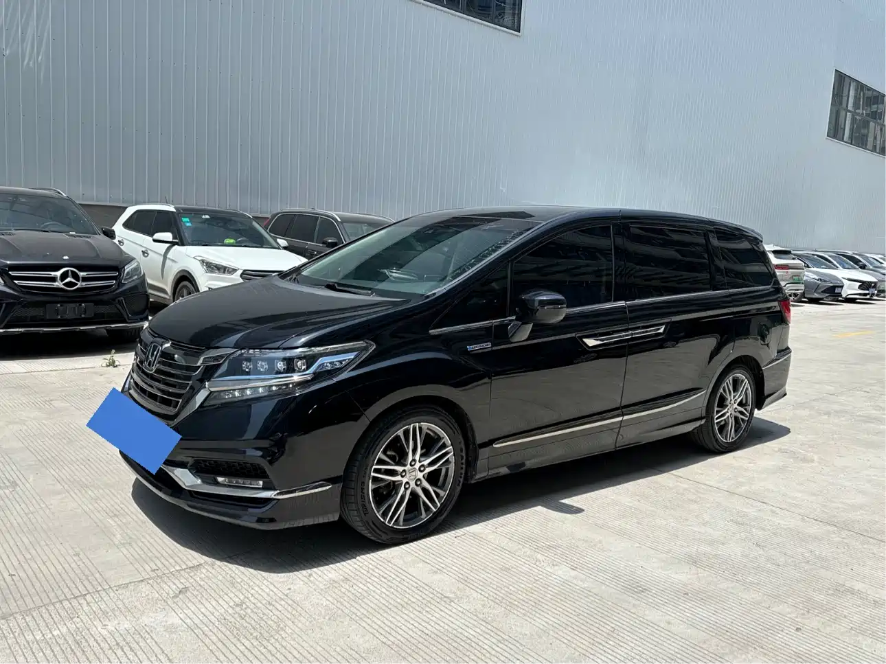 Honda Elysion 2019 2.0L Hybrid Luxury Edition