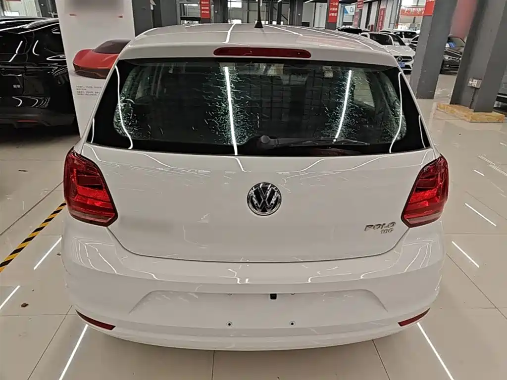 Volkswagen Polo 2018 1.5L Auto Safe Drive фото 6