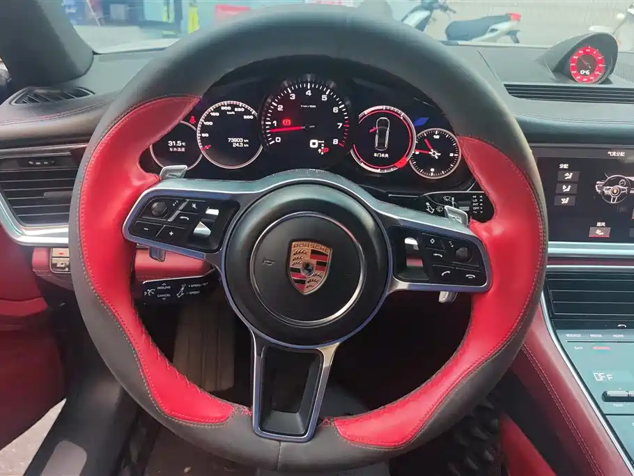 Porsche Panamera 2017 Panamera 3.0T фото 14