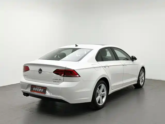 Volkswagen Lamando 2015 280TSI DSG Comfort — фото 2