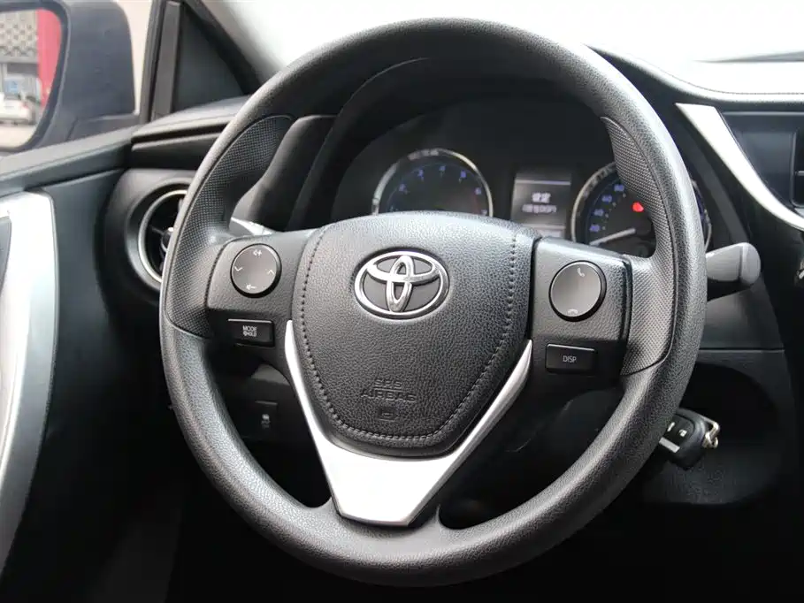 Toyota Corolla 2017 Facelift 1.2T S-CVT GL-i фото 15