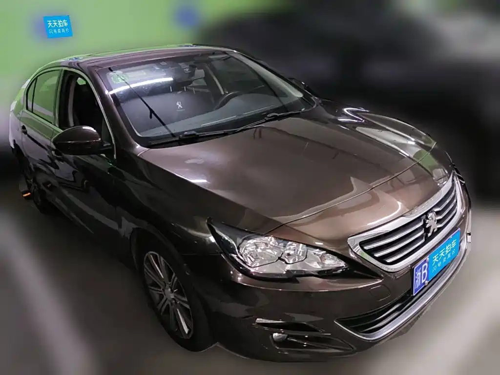 Photo 3 - Peugeot 408