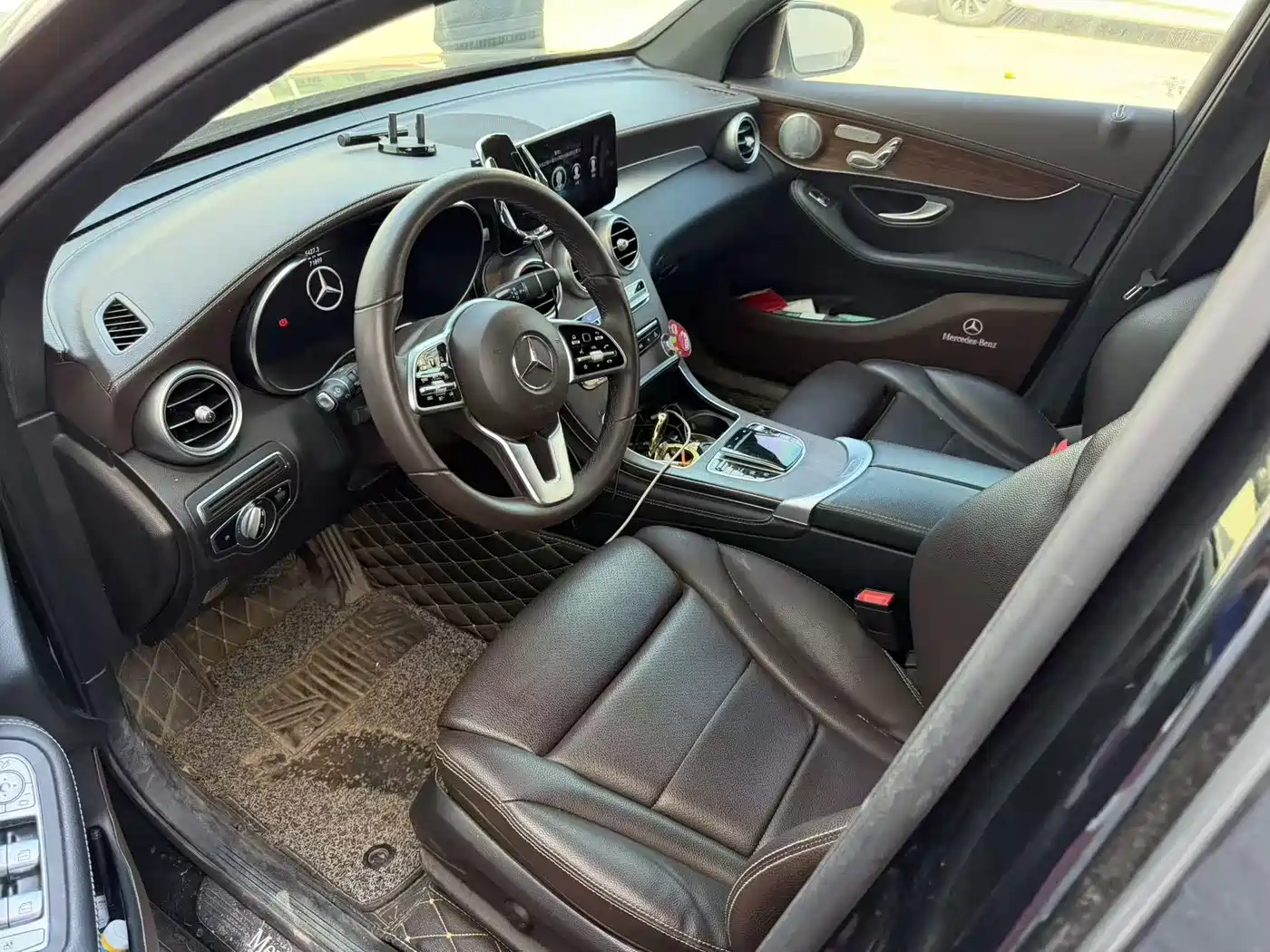 Mercedes-Benz GLC 2021 GLC 300 L 4MATIC Sporty фото 3