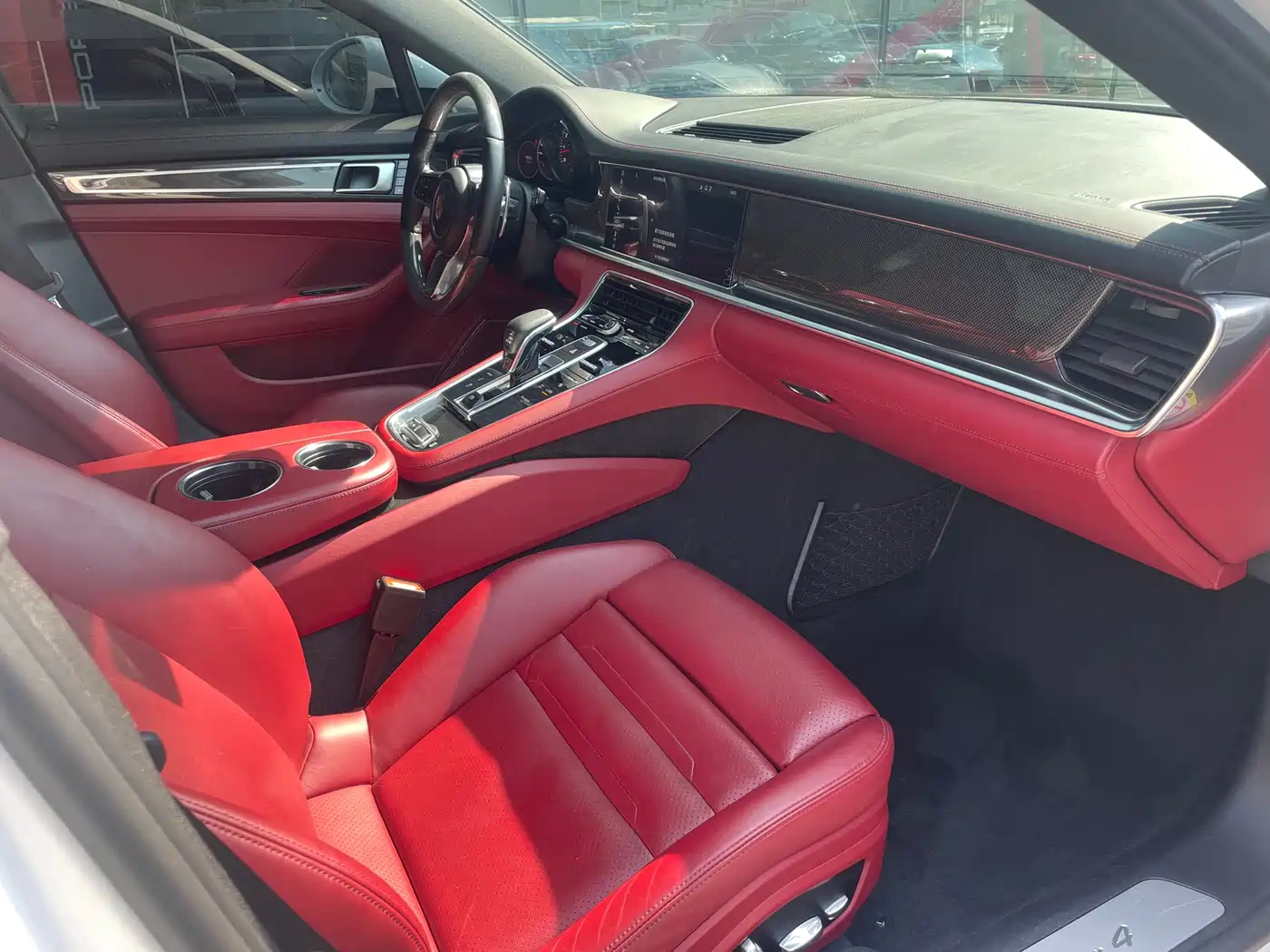 Porsche Panamera 2017 Panamera 4 Executive Long Wheelbase 3.0T фото 9