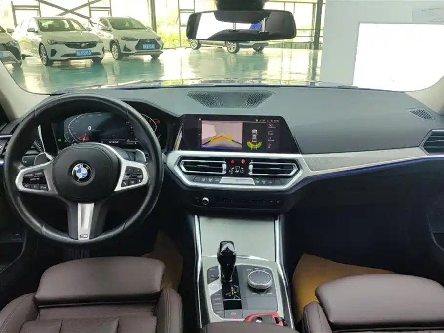 BMW 3 Series 2022 325Li M Sport Shadow Edition фото 12