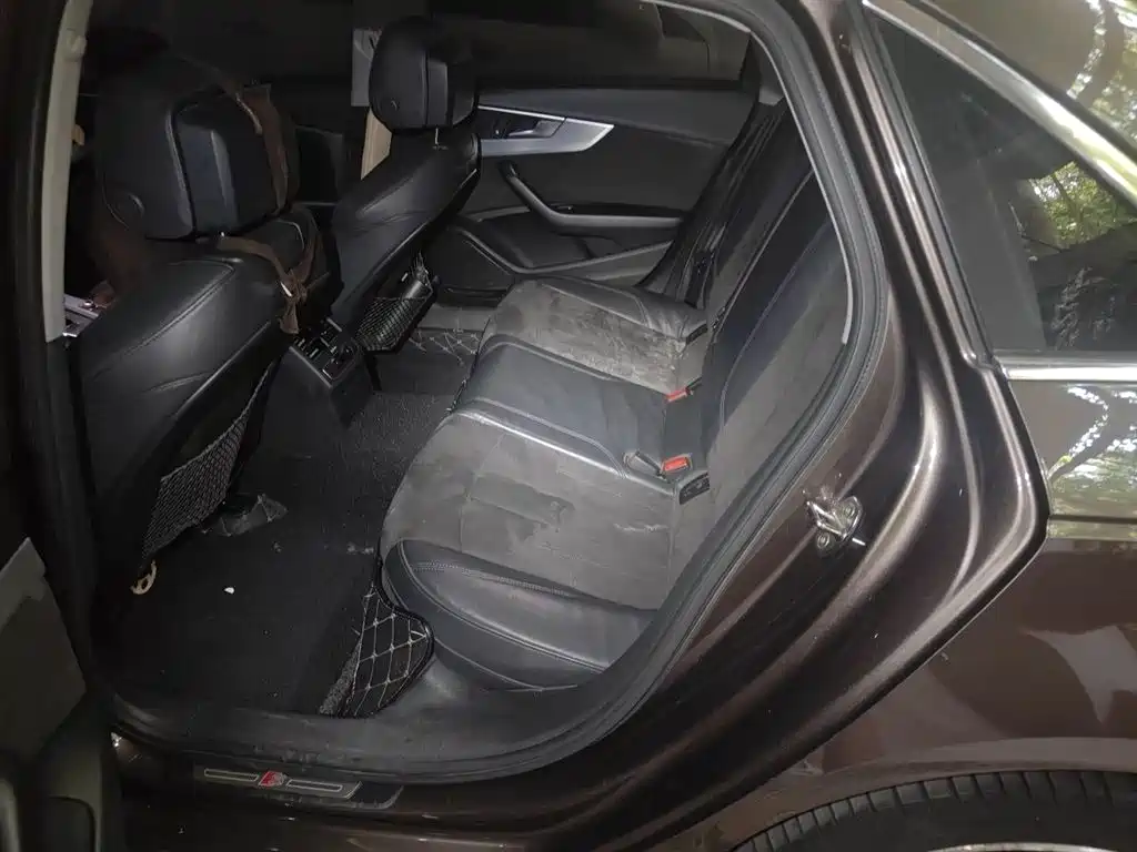 Audi A4L 2017 Model 45 TFSI quattro Sport Version фото 15