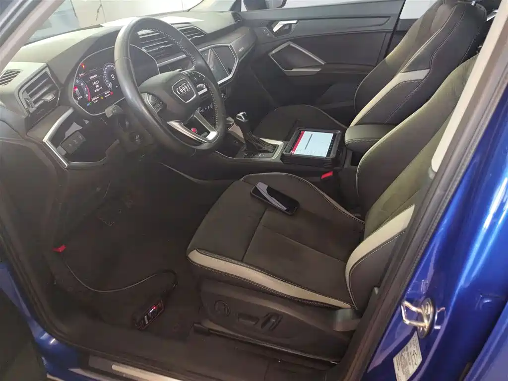 Audi Q3 2019 35 TFSI Progressive Sport фото 15