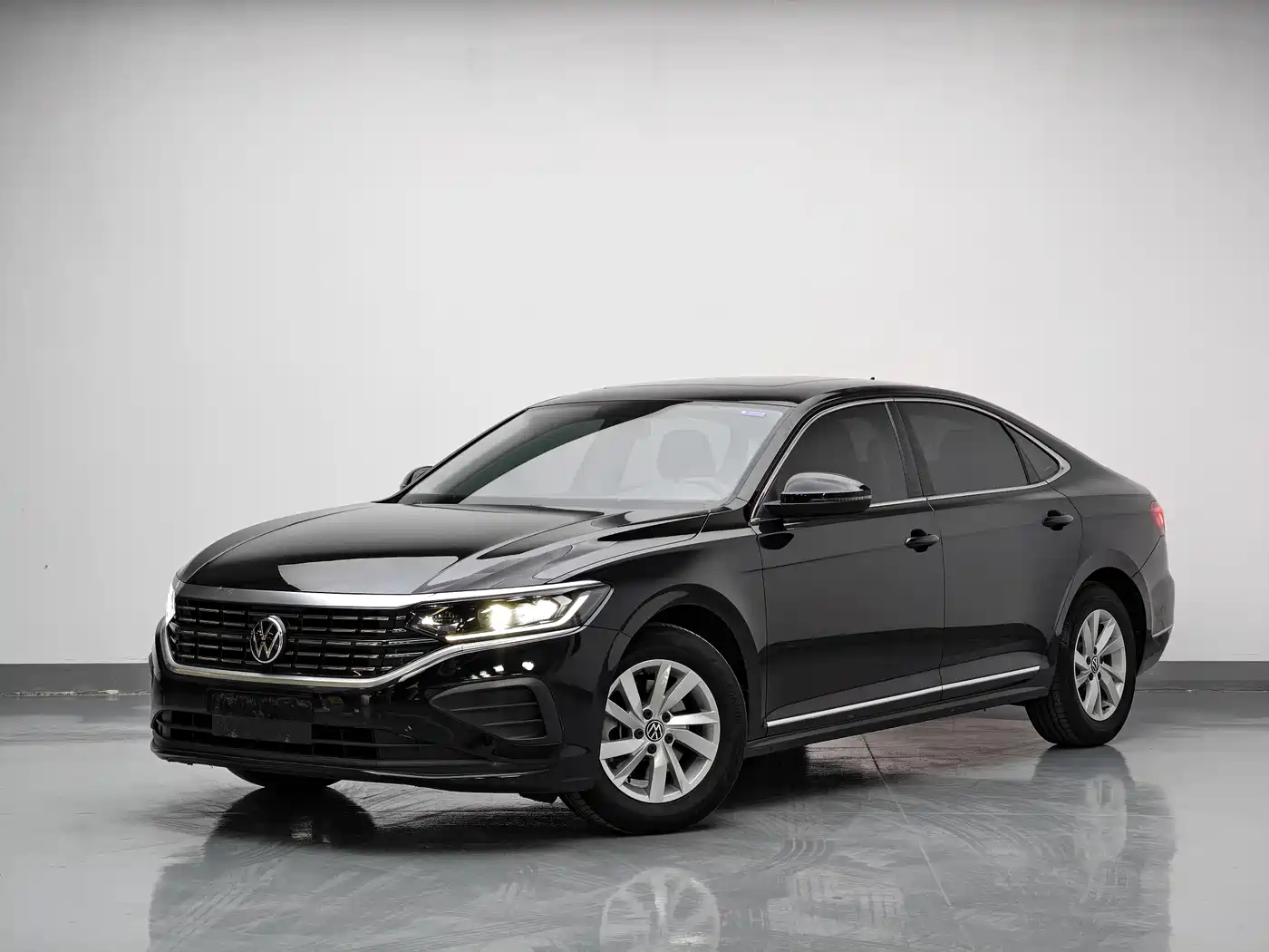 Volkswagen Passat 2022 280TSI Business Edition