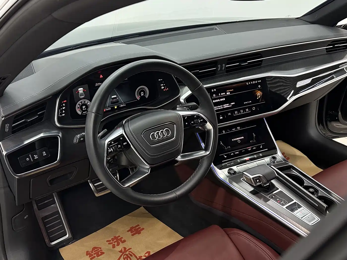 Audi A7L 2024 45 TFSI quattro S-line Black Warrior Edition фото 4