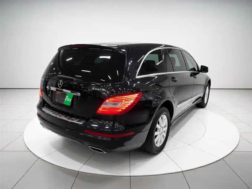 Mercedes-Benz R-Class 2017 R 320 4MATIC Business Collector's Edition фото 7