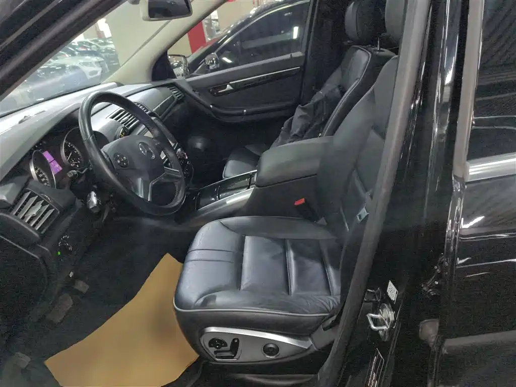 Mercedes-Benz R-Class 2017 R 320 4MATIC Business Collector's Edition фото 15