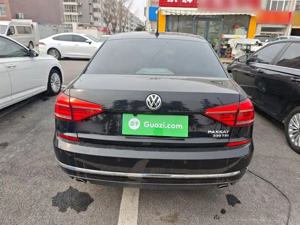 Volkswagen Passat 2017 330TSI DSG Prestige фото 22