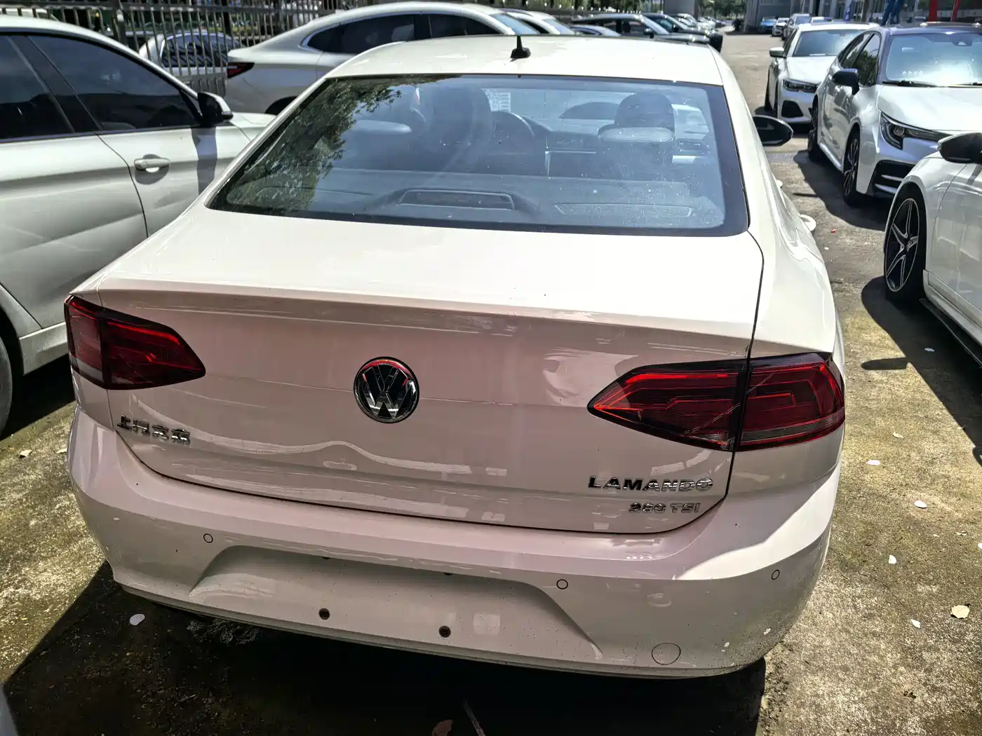Volkswagen Lamando 2017 280TSI DSG Comfort Edition фото 13
