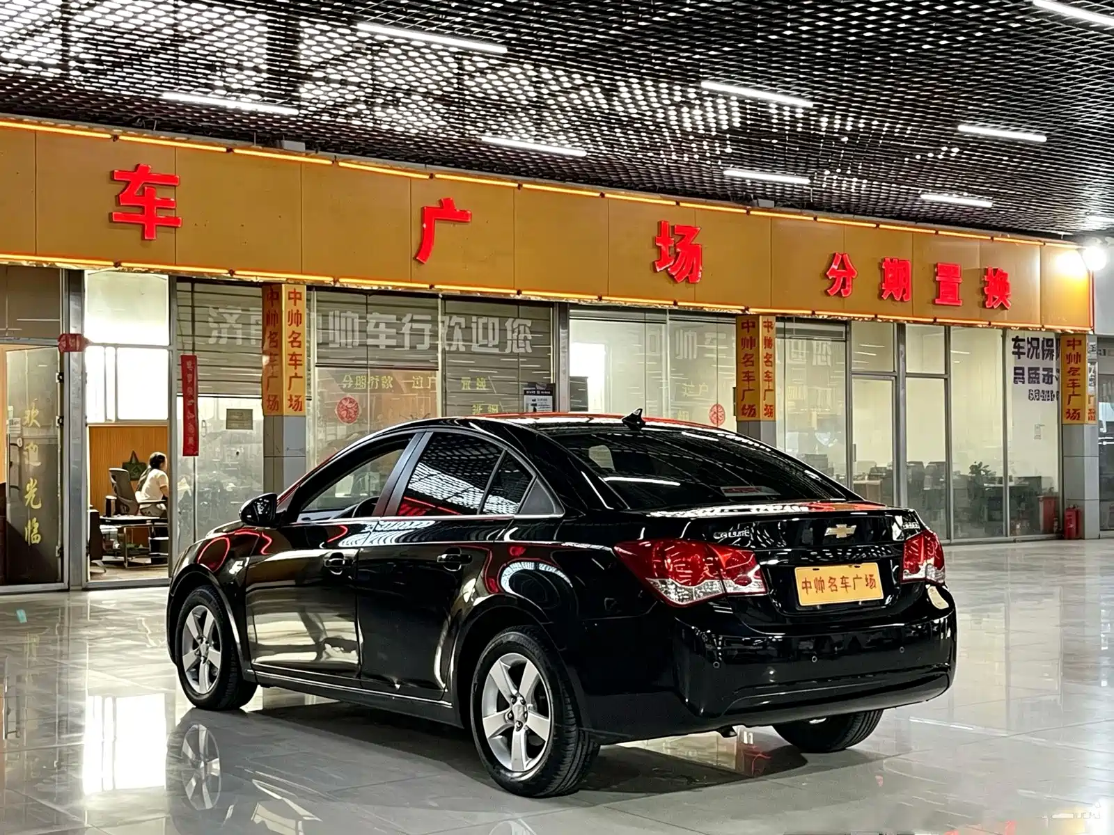 صورة 6 - Chevrolet Cruze