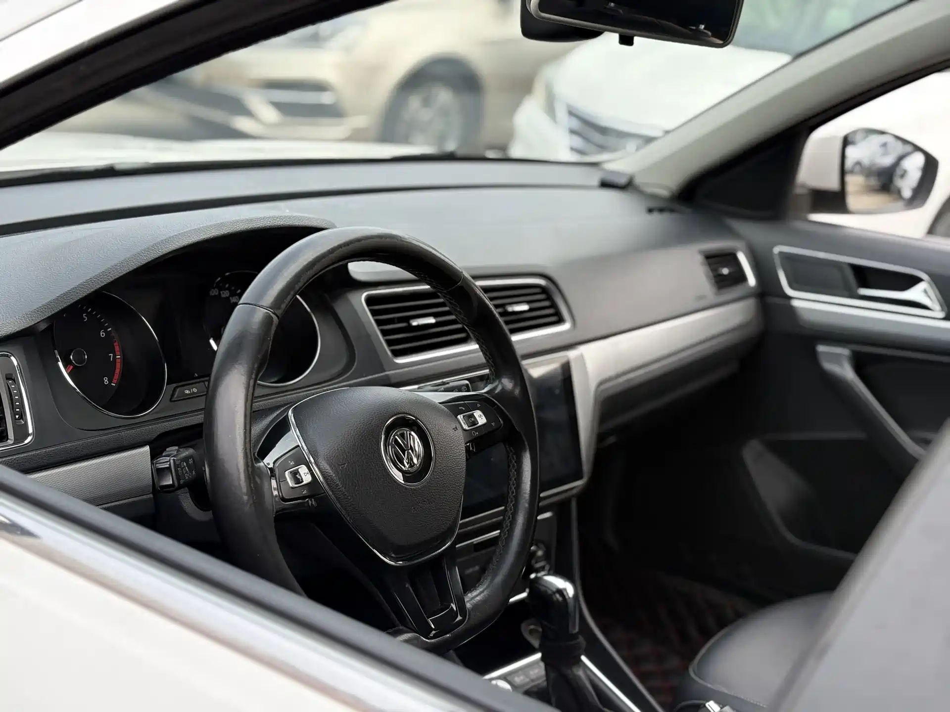 Фото 2 - Volkswagen Lavida Tour