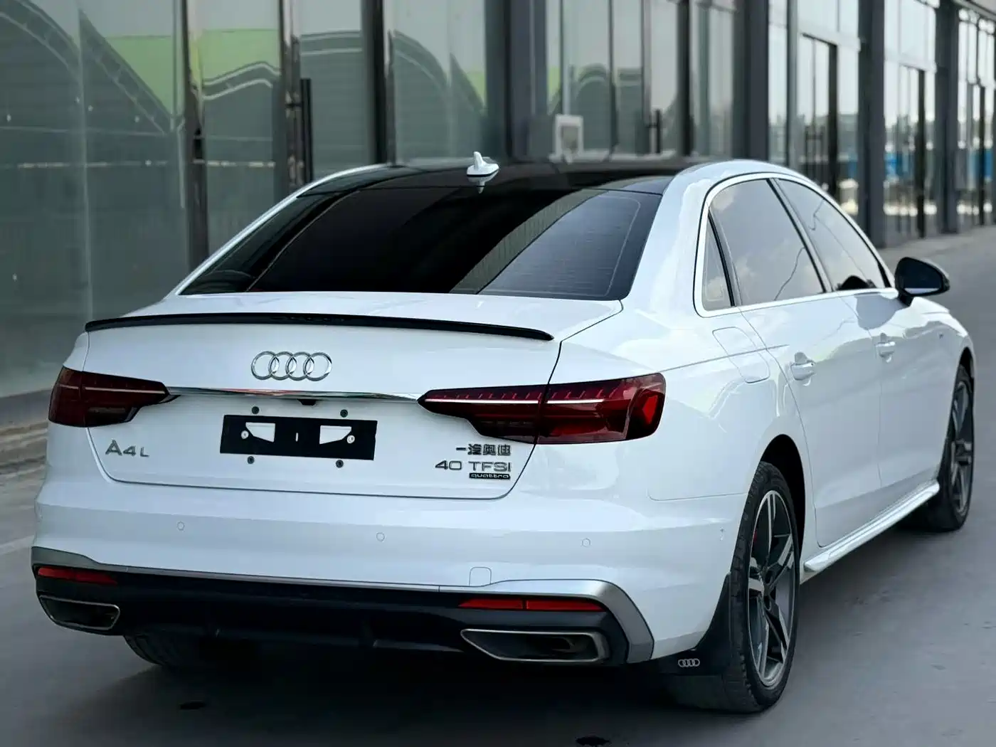 Audi A4L 2020 40 TFSI quattro Luxury Elegance фото 6