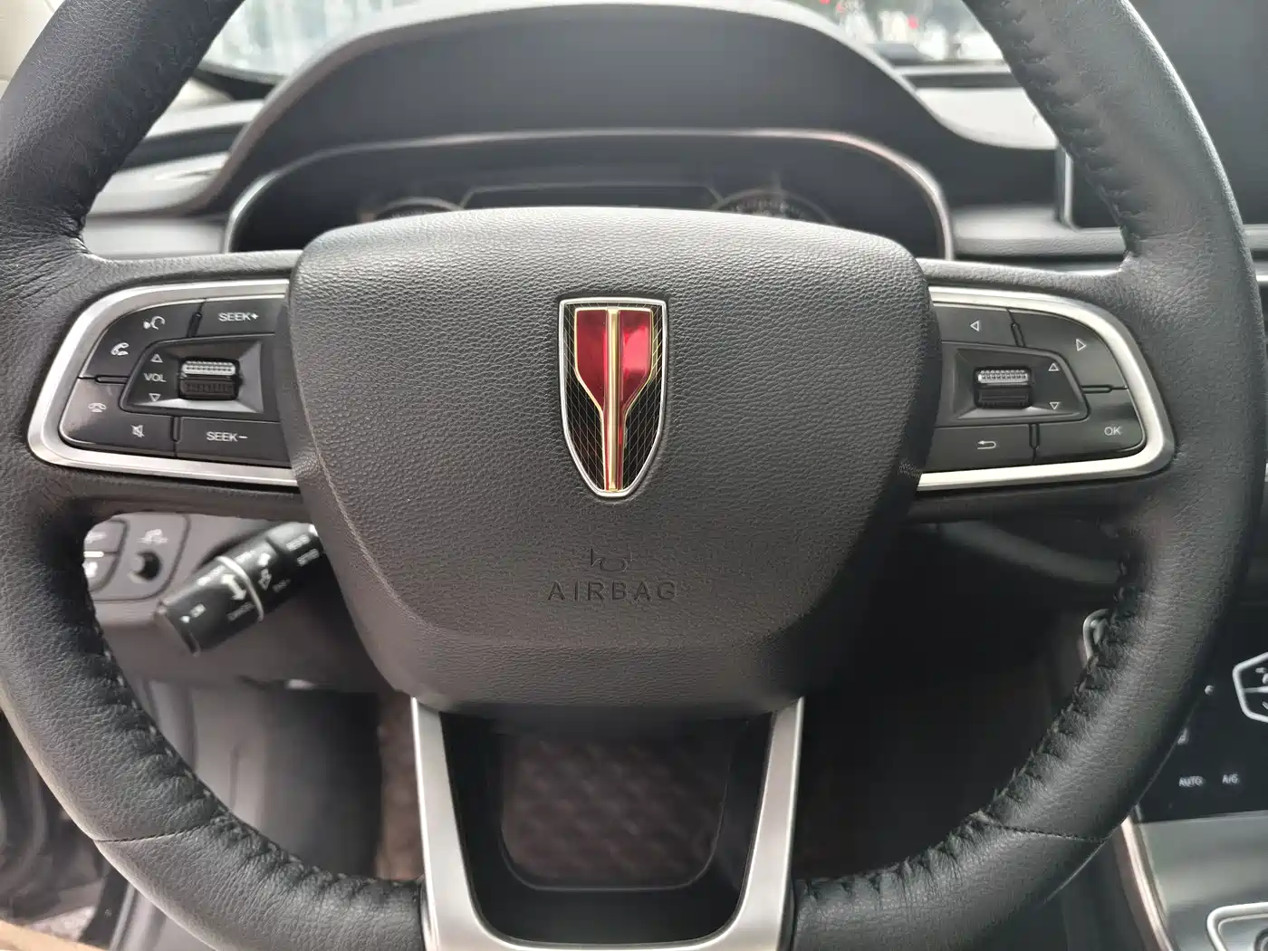 Hongqi H5 2022 Classic 1.8T Auto Smart Connect Flag Rhythm Edition фото 6