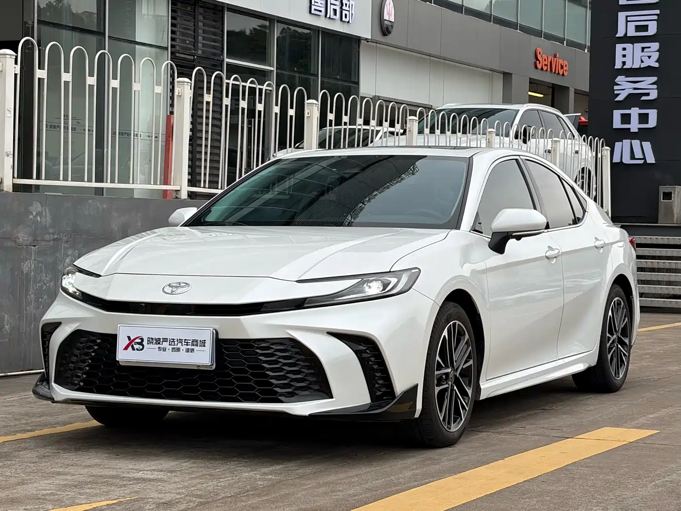 TOYOTA CAMRY 2026