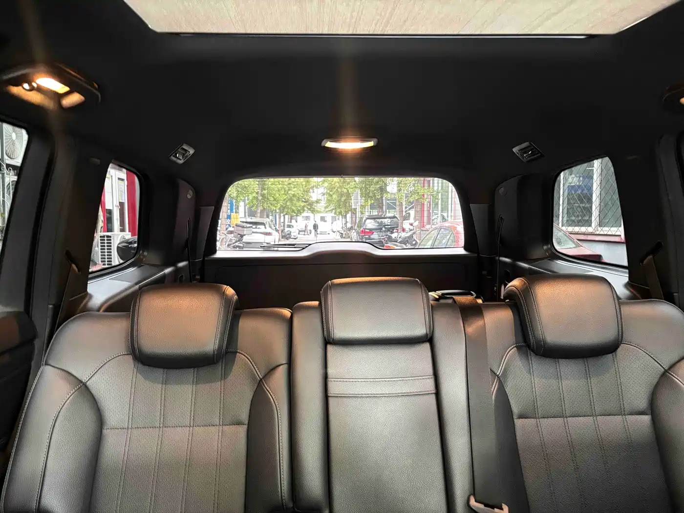 Mercedes-Benz GLS 2018 GLS 400 4MATIC Dynamic фото 13