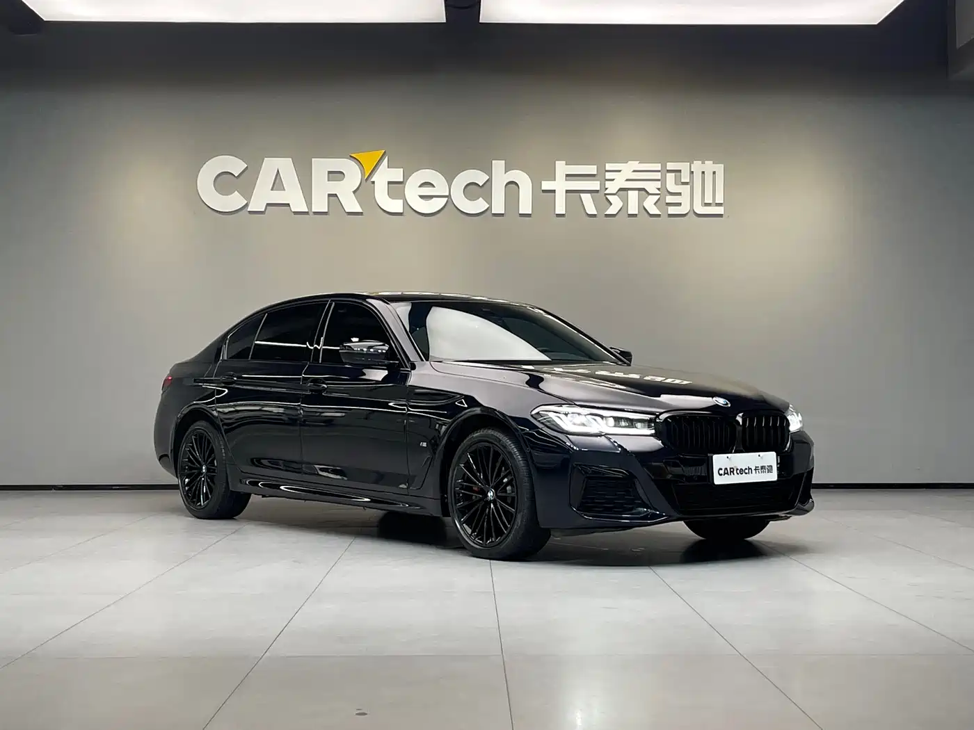BMW 5 Series 2022 Model Second Facelift 530Li Leading M Sport Package фото 3