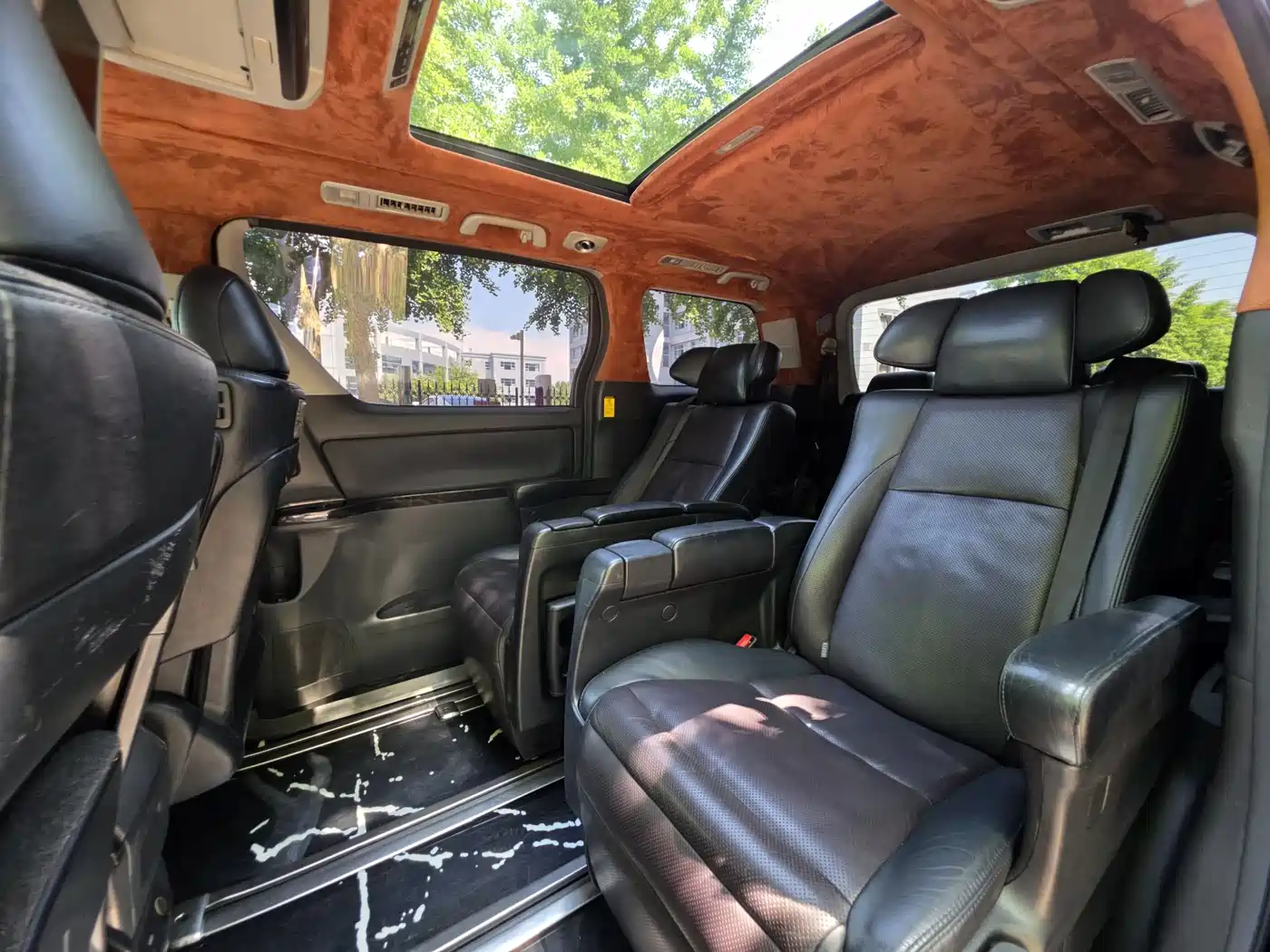Toyota Alphard 2012 3.5L Premium Edition фото 25