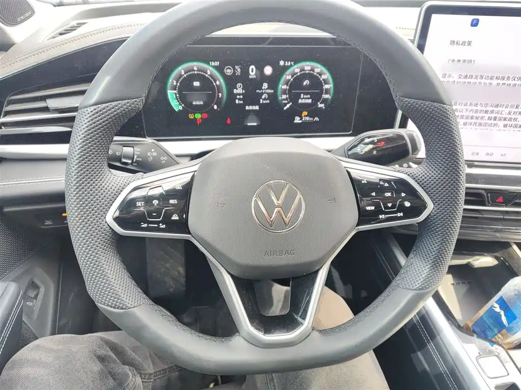 Volkswagen Passat 2025 Pro 380TSI Dragon Prestige Edition фото 11